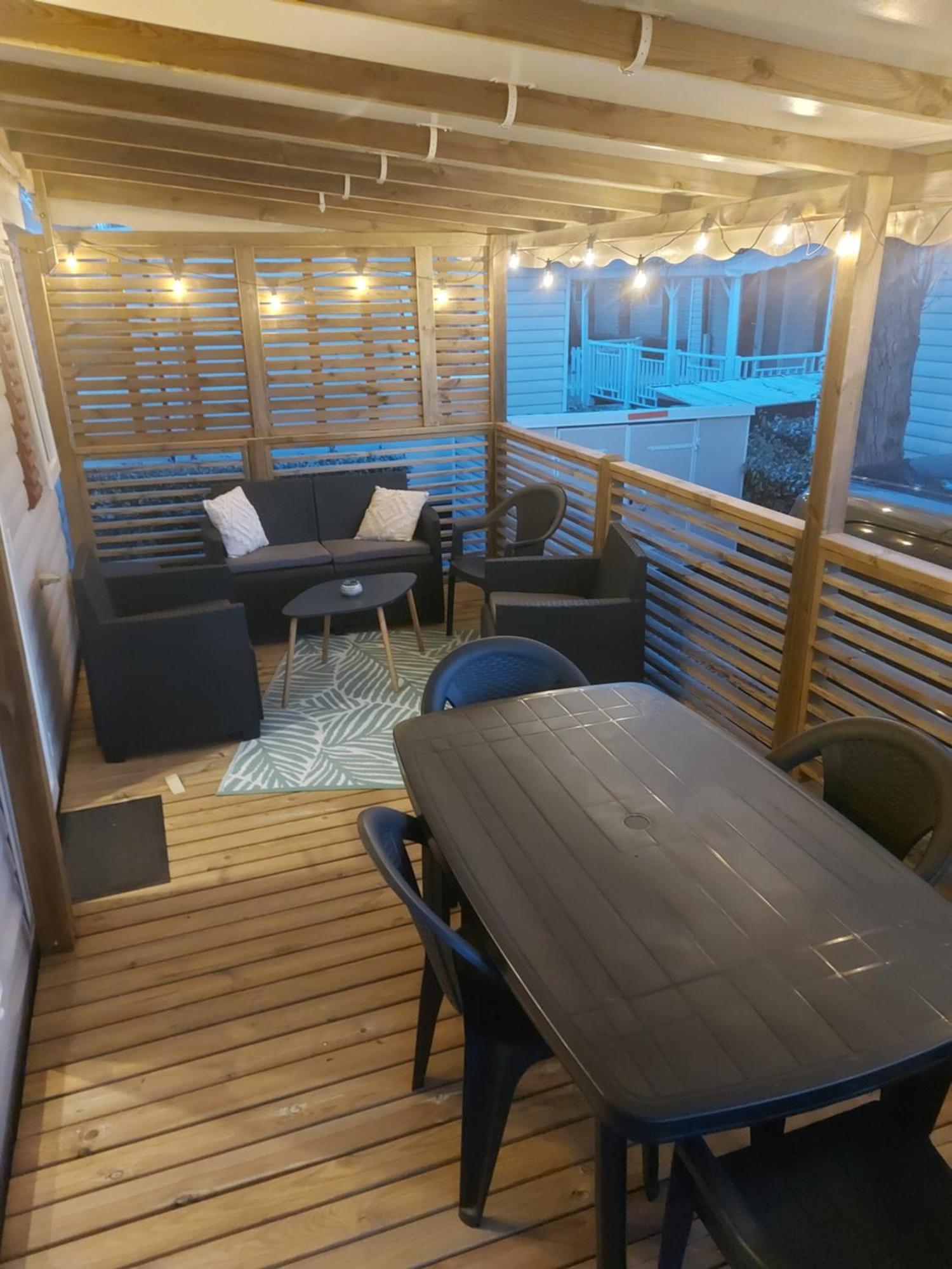 Mobilhome La Carabasse **** 维亚斯 外观 照片